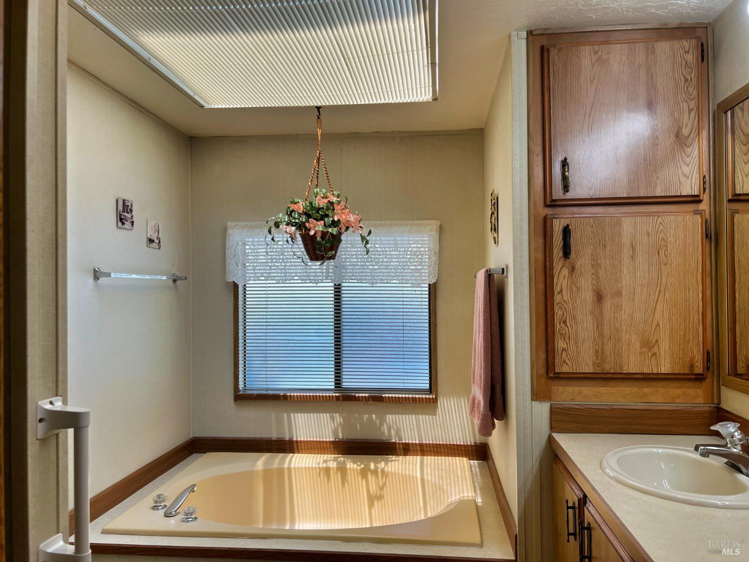 24 Blanco Place Ukiah CA 95482