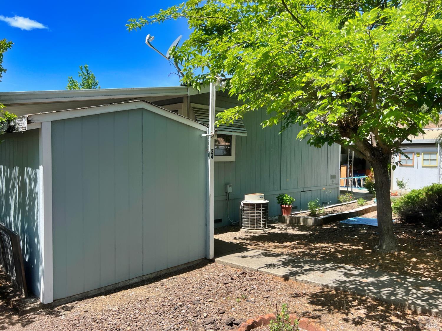 24 Blanco Place Ukiah CA 95482