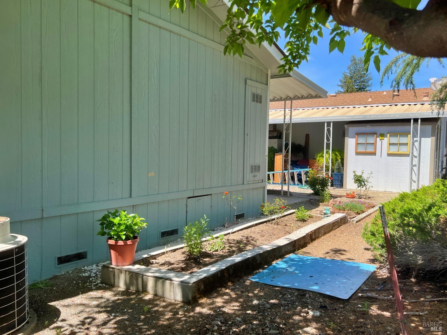 24 Blanco Place Ukiah CA 95482