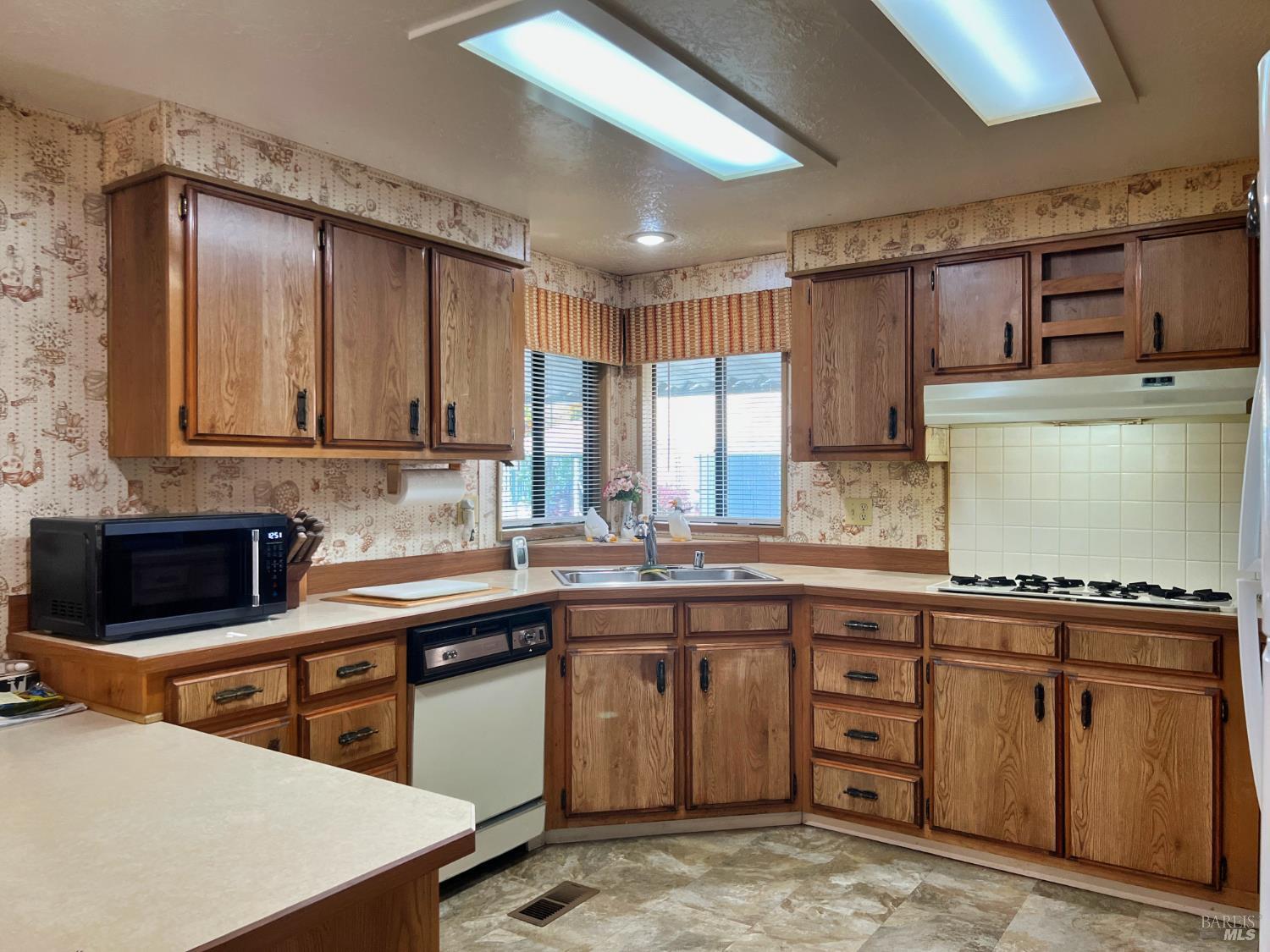 24 Blanco Place Ukiah CA 95482