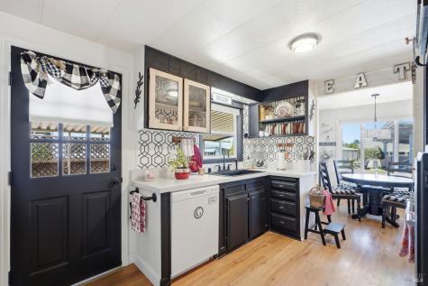 703 Sequoia Street Windsor CA 95492