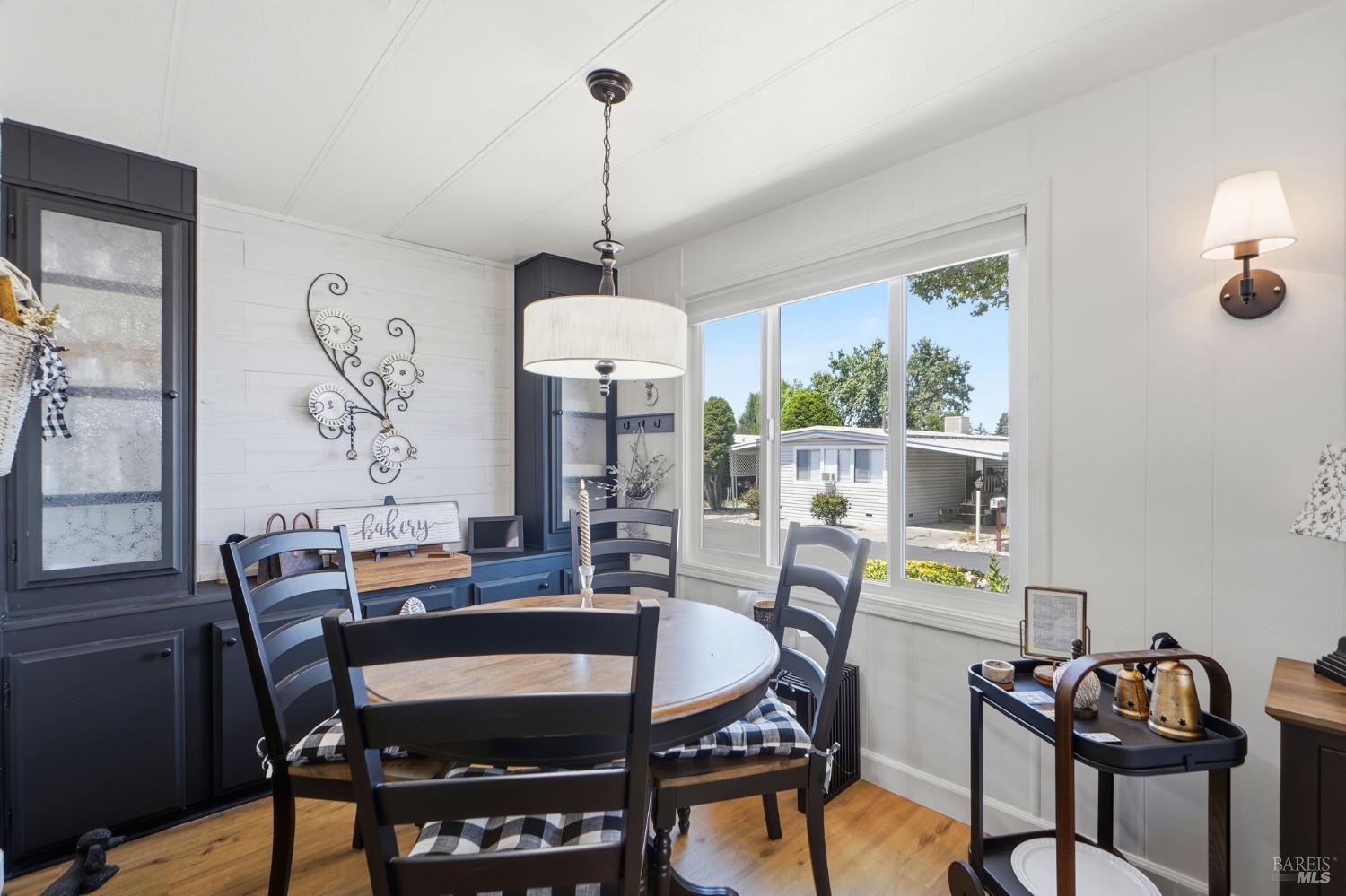 703 Sequoia Street Windsor CA 95492
