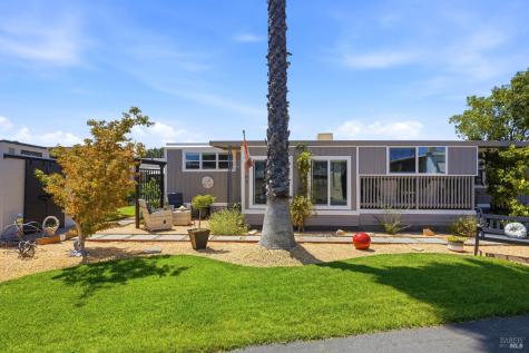 703 Sequoia Street Windsor CA 95492