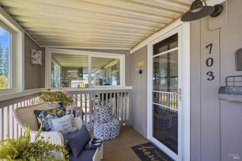 703 Sequoia Street Windsor CA 95492