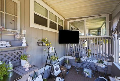 703 Sequoia Street Windsor CA 95492