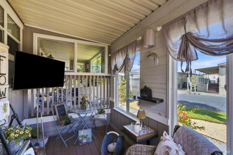 703 Sequoia Street Windsor CA 95492