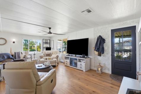 703 Sequoia Street Windsor CA 95492