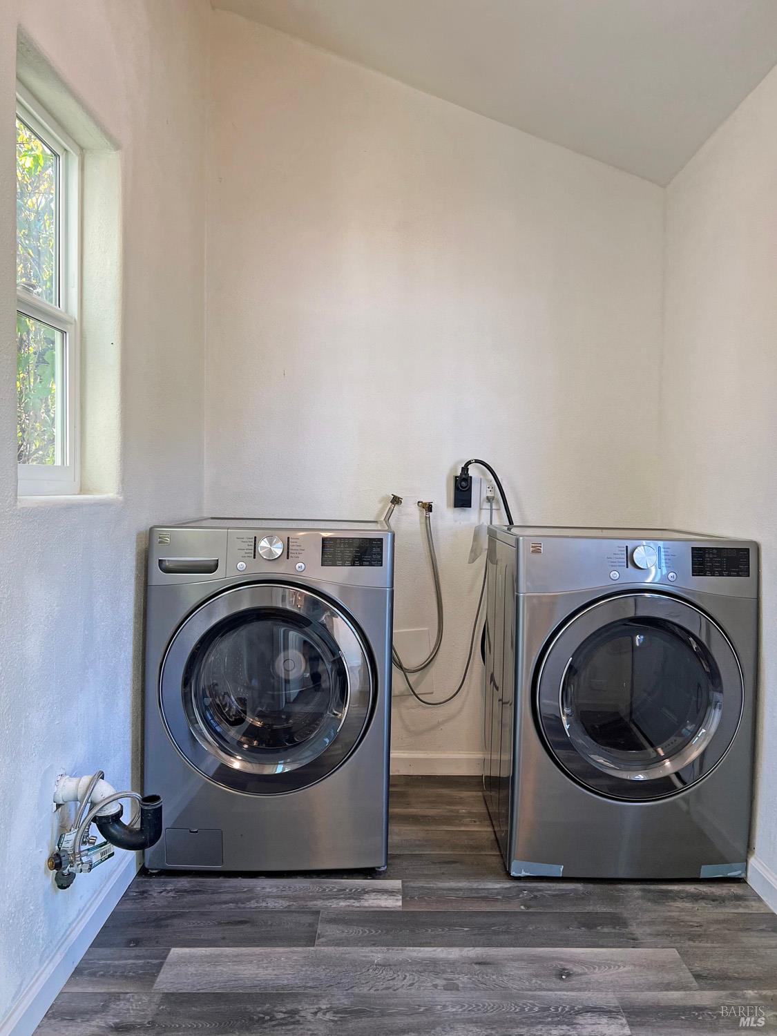 565 Milani Drive Ukiah CA 95482