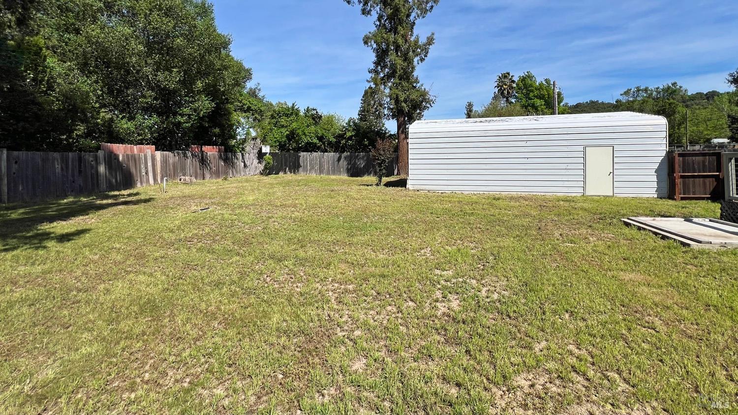 565 Milani Drive Ukiah CA 95482