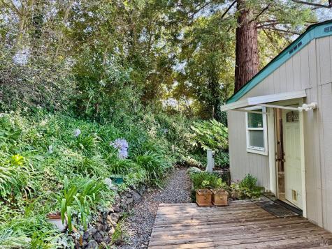 2 Bluejay Drive Santa Rosa CA 95409