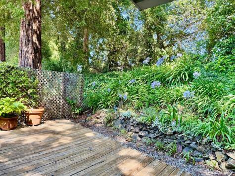 2 Bluejay Drive Santa Rosa CA 95409