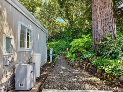 2 Bluejay Drive Santa Rosa CA 95409