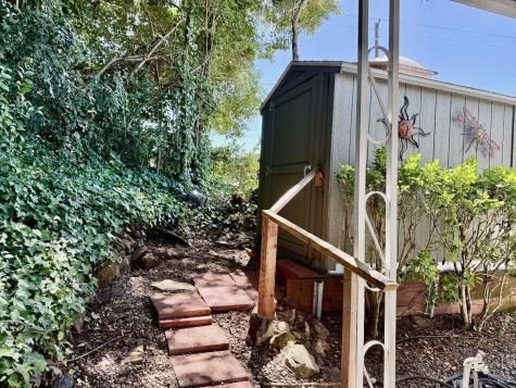 2 Bluejay Drive Santa Rosa CA 95409