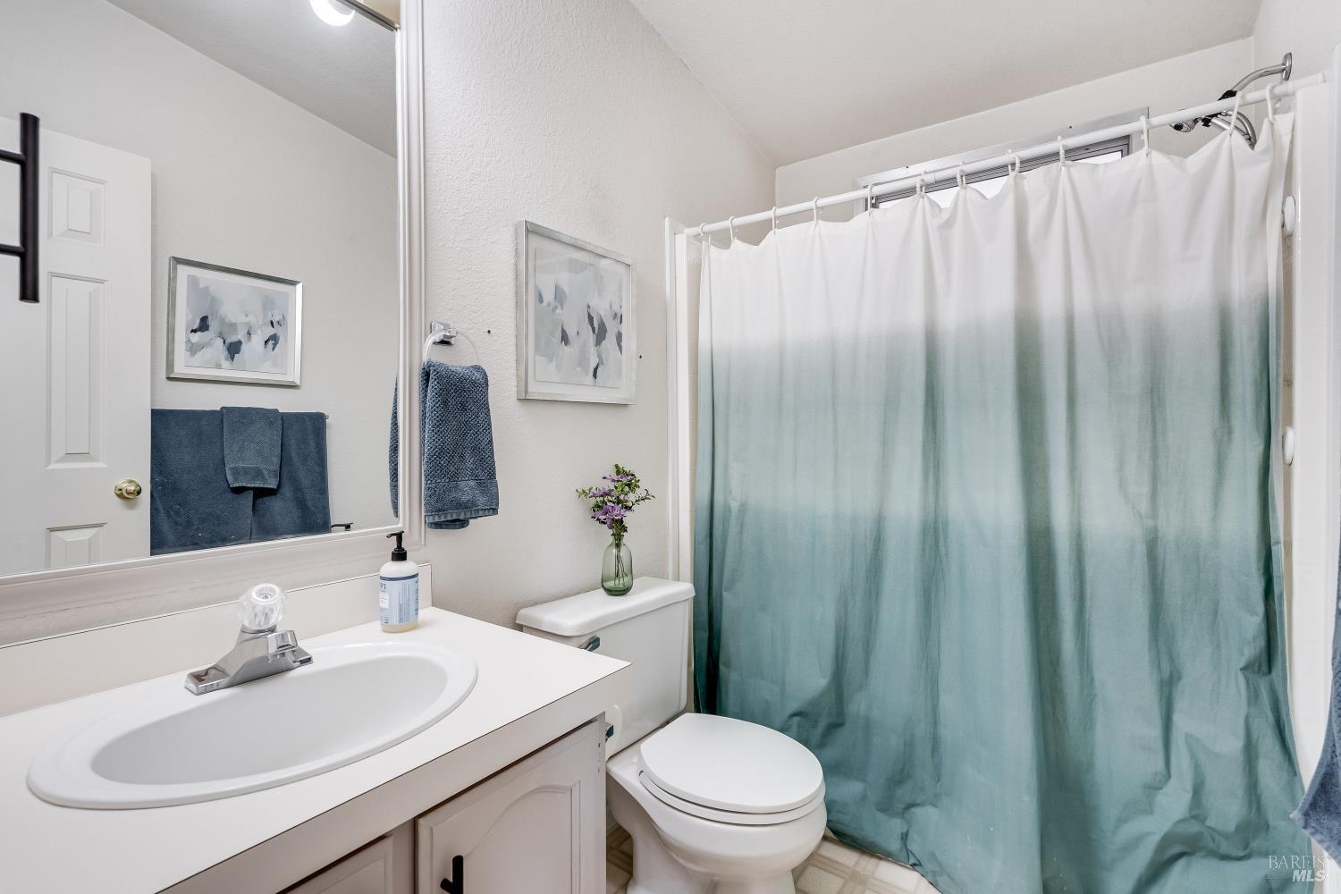 213 Daisy Drive Napa CA 94558