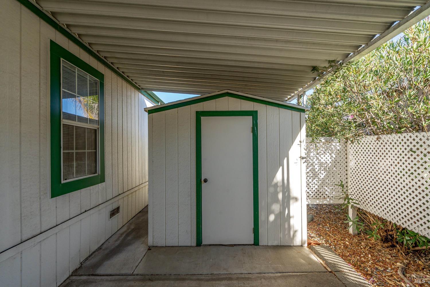 213 Daisy Drive Napa CA 94558
