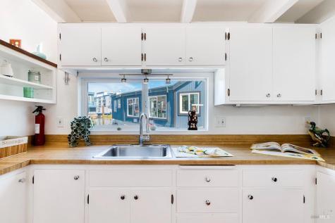31 S 40 Dock Sausalito CA 94965