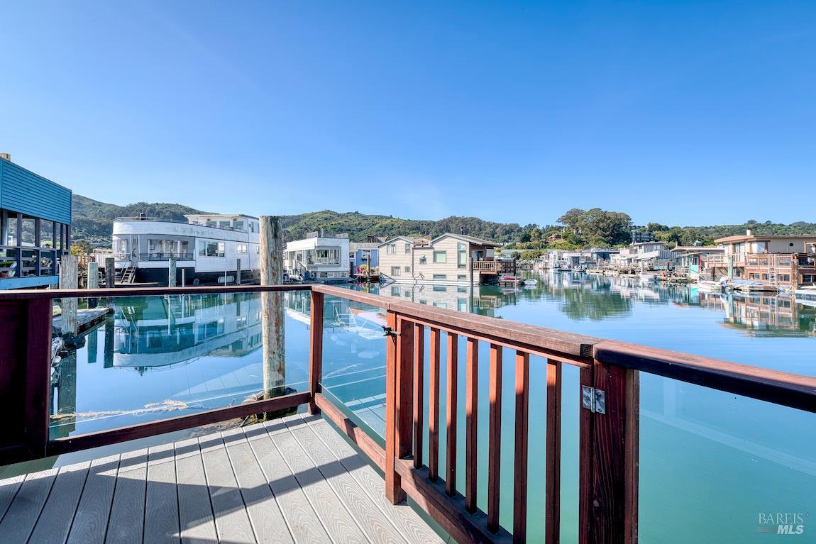 31 S 40 Dock Sausalito CA 94965