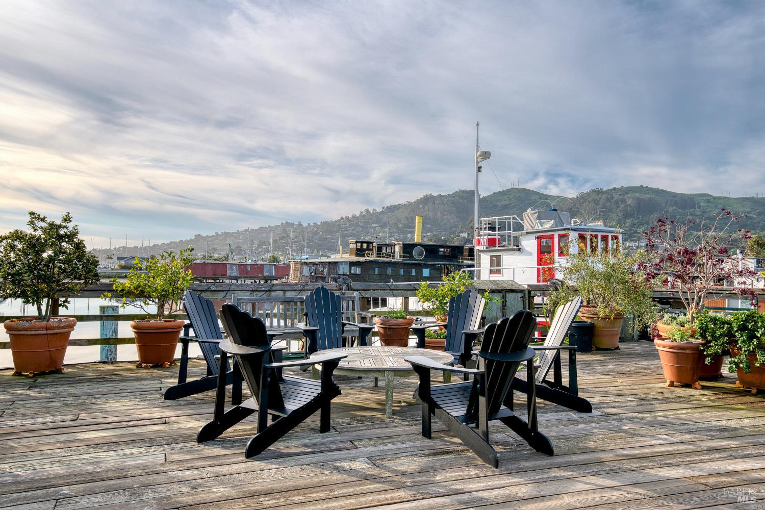 31 S 40 Dock Sausalito CA 94965