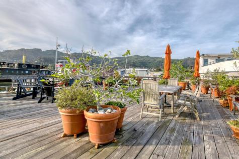 31 S 40 Dock Sausalito CA 94965