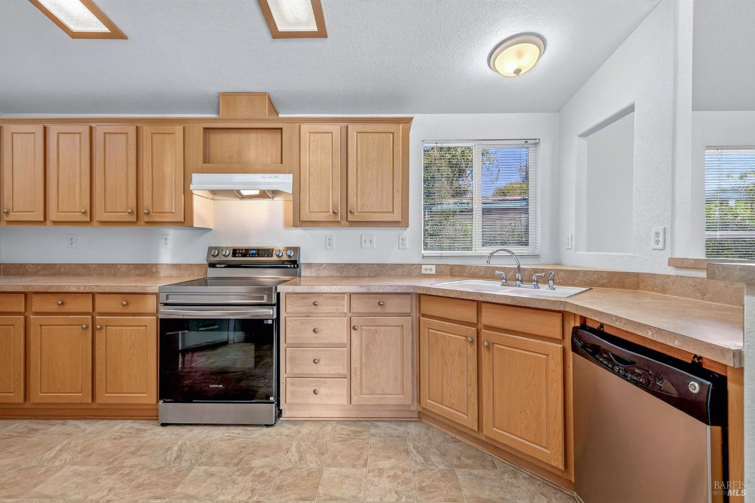 1133 Adrienne Way Santa Rosa CA 95401