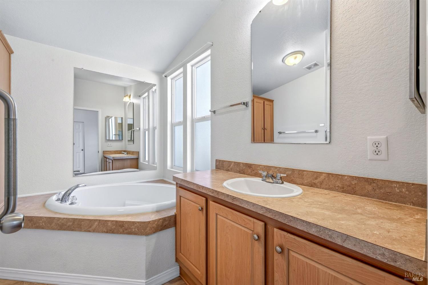 1133 Adrienne Way Santa Rosa CA 95401