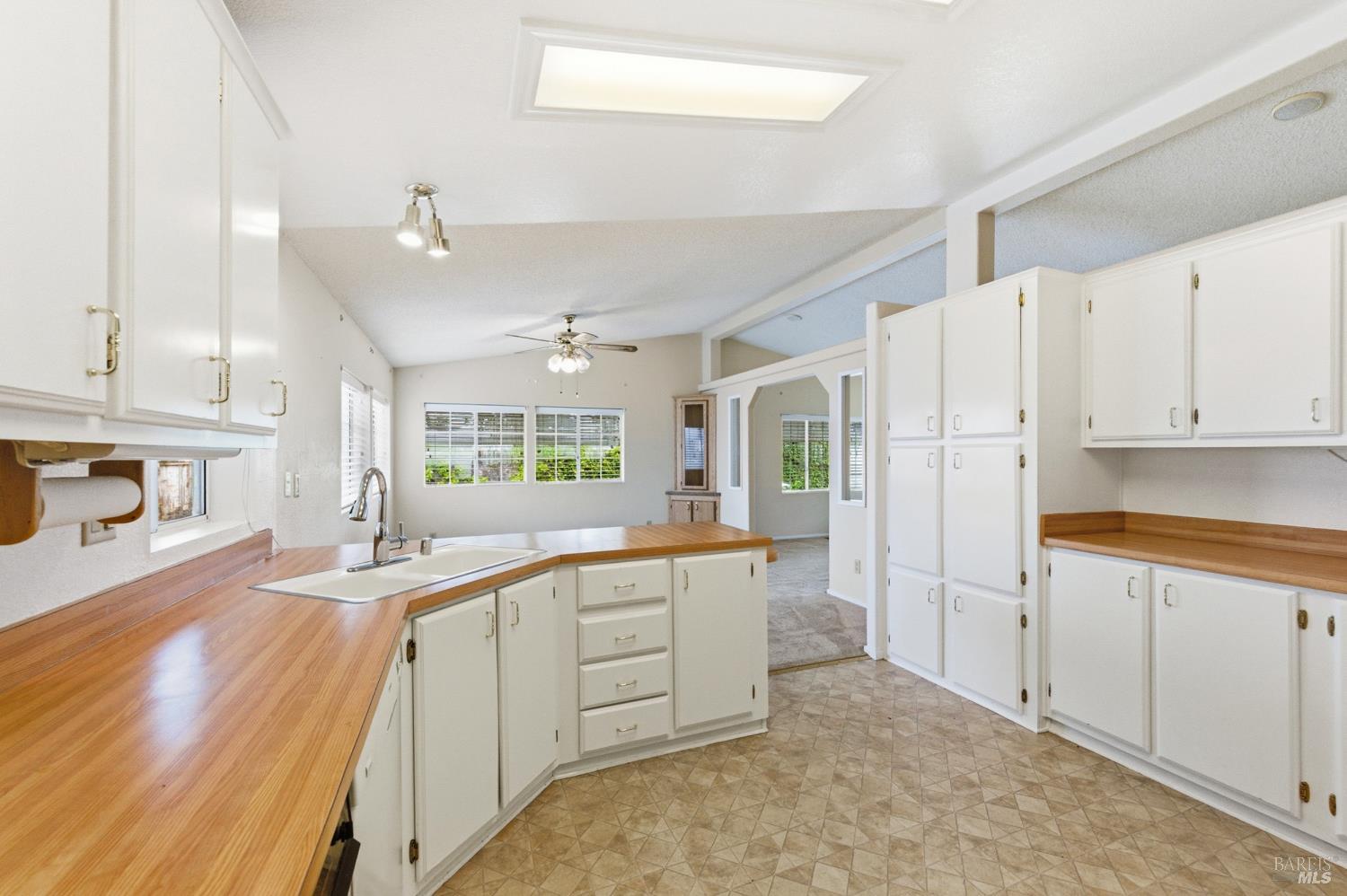 254 Clover Way Napa CA 94558