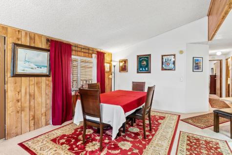 8009 Cliffrose Street Windsor CA 95492