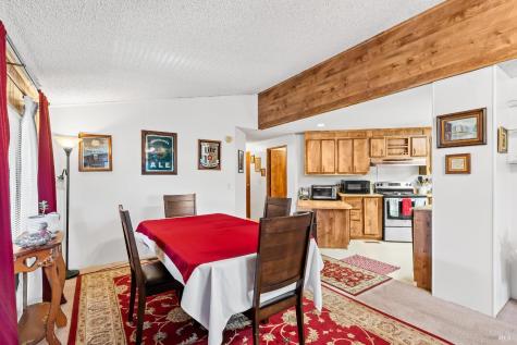 8009 Cliffrose Street Windsor CA 95492