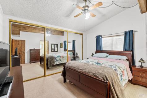 8009 Cliffrose Street Windsor CA 95492