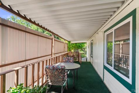 8009 Cliffrose Street Windsor CA 95492