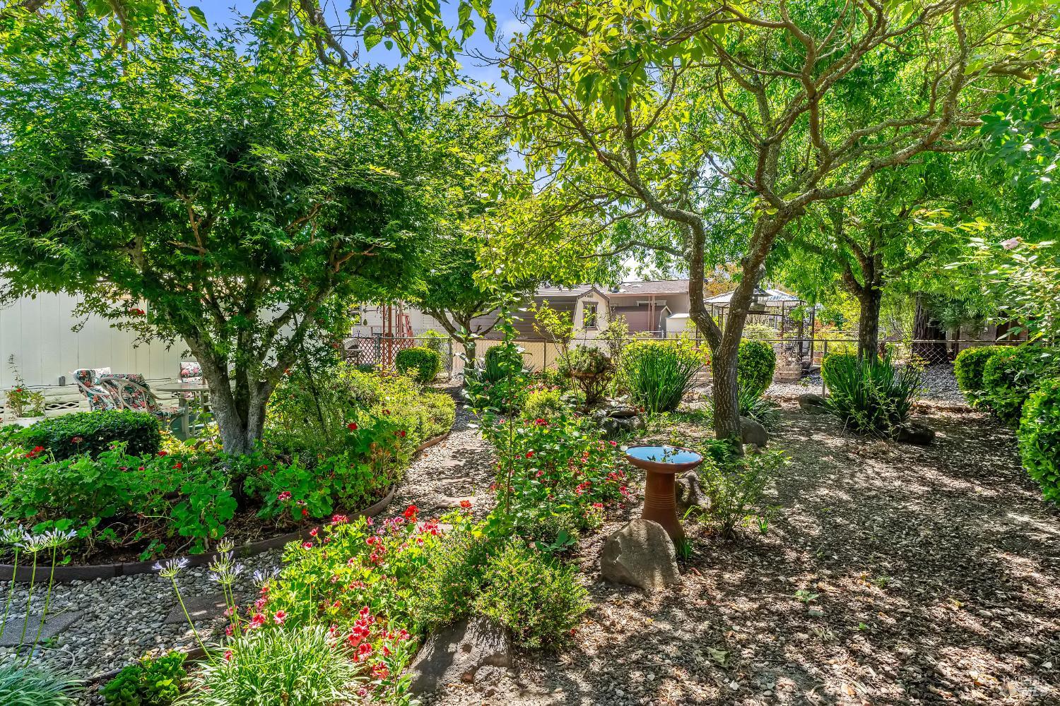 8009 Cliffrose Street Windsor CA 95492