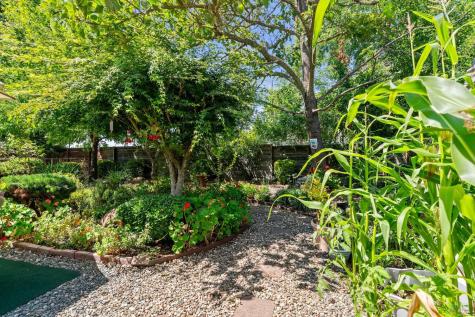 8009 Cliffrose Street Windsor CA 95492