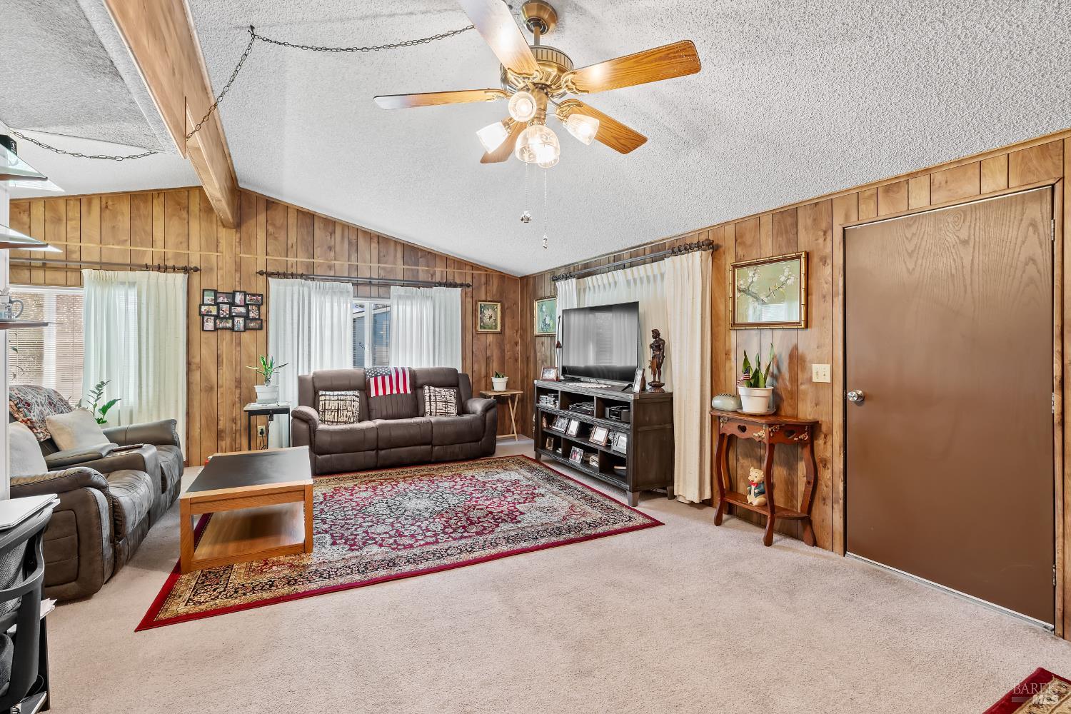 8009 Cliffrose Street Windsor CA 95492