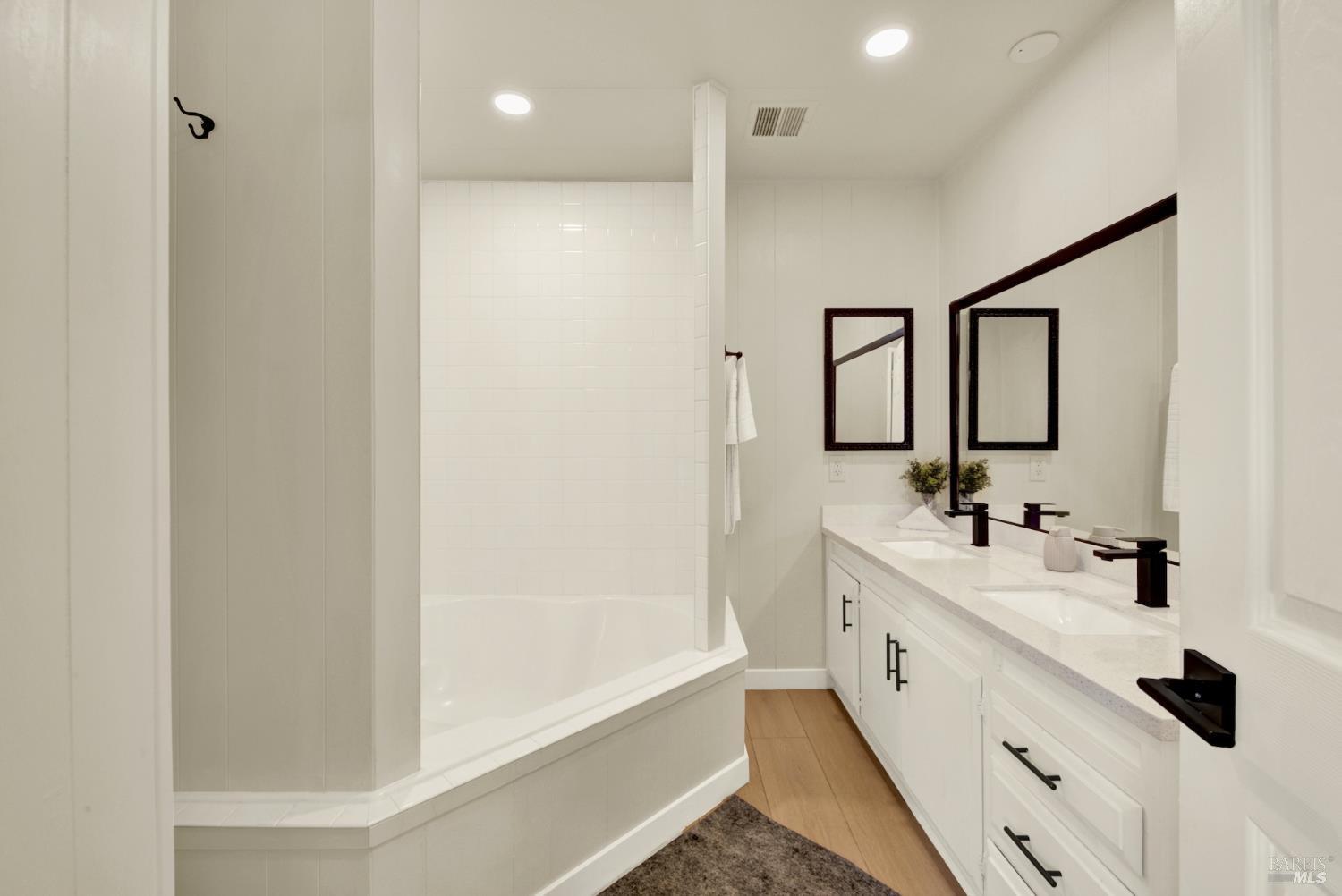 102 Sunset Drive Vacaville CA 95687