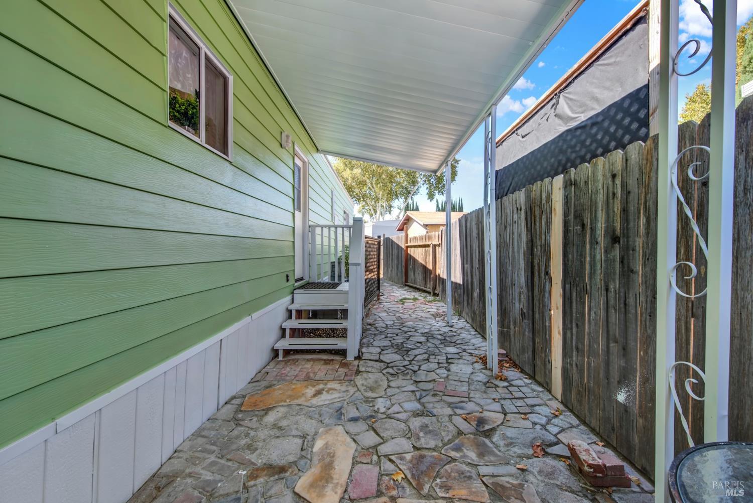 102 Sunset Drive Vacaville CA 95687