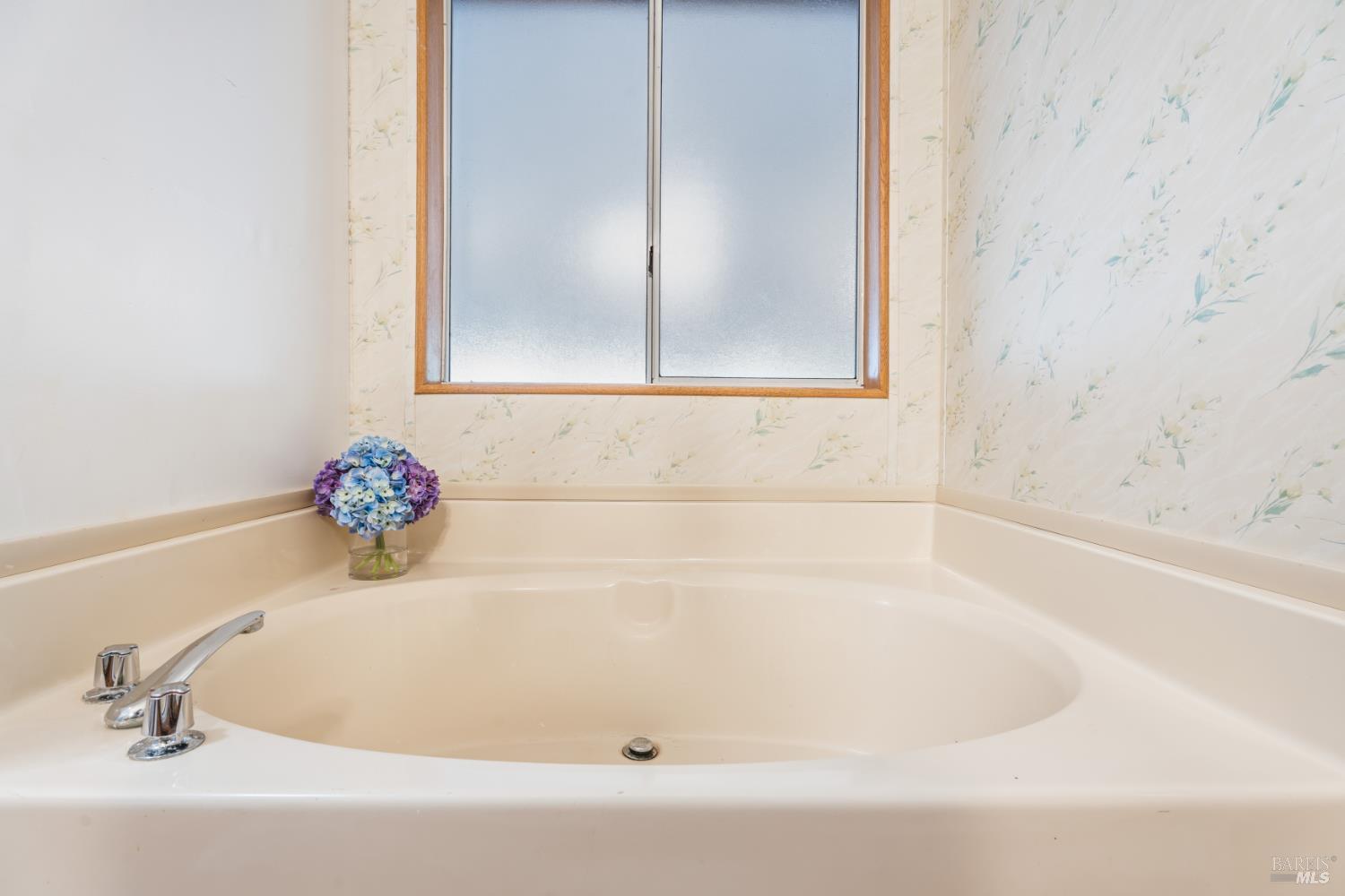 1741 Monroe Street Ukiah CA 95482