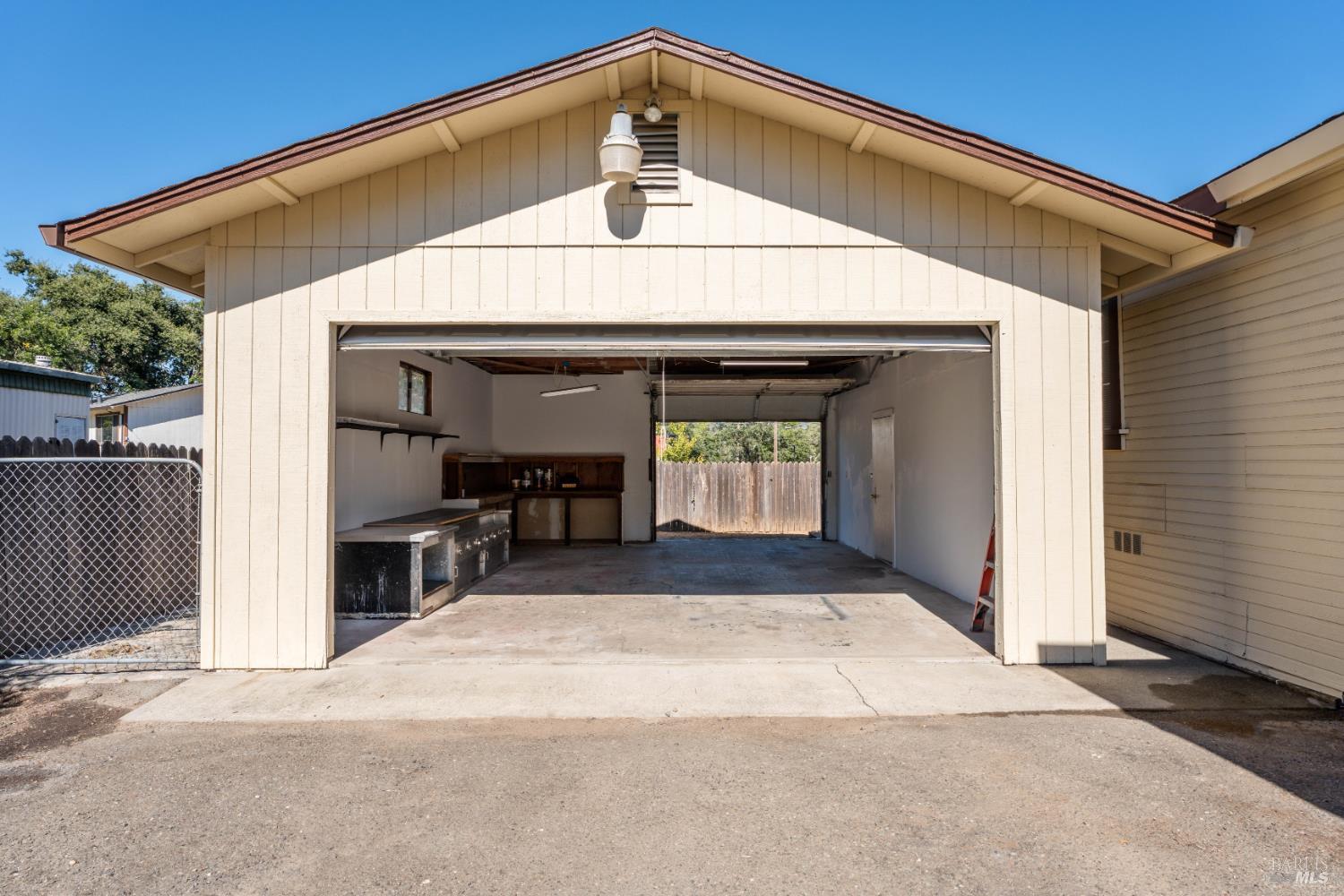 1741 Monroe Street Ukiah CA 95482