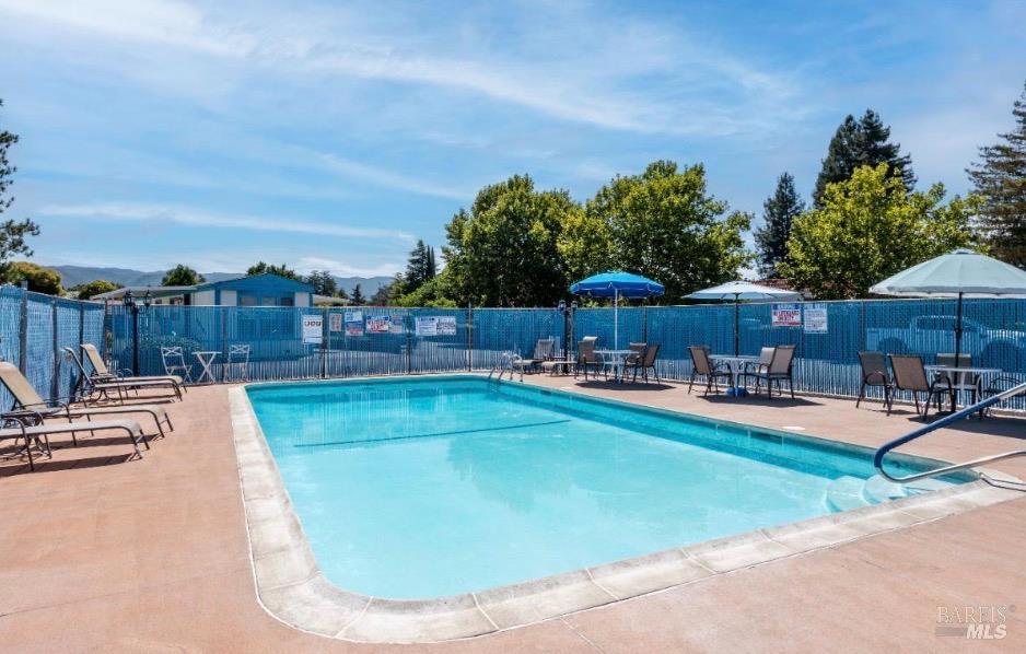 660 Leslie Street Ukiah CA 95482