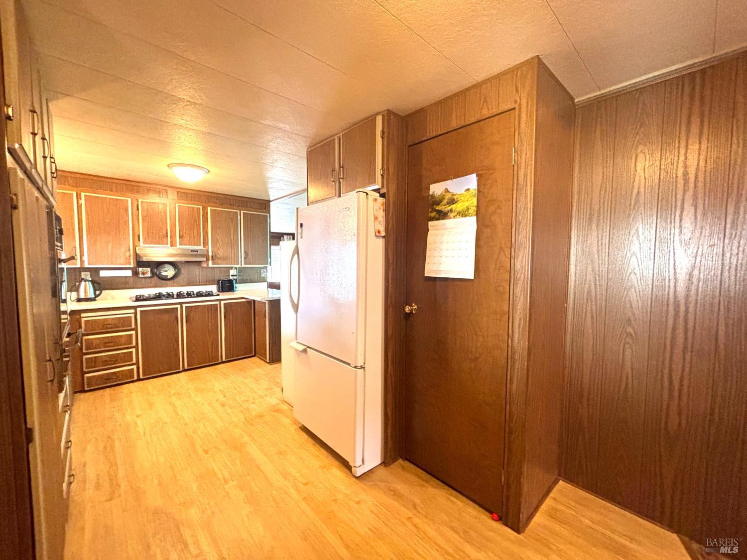 660 Leslie Street Ukiah CA 95482
