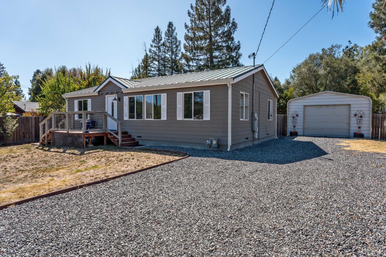 565 Milani Drive Ukiah CA 95482