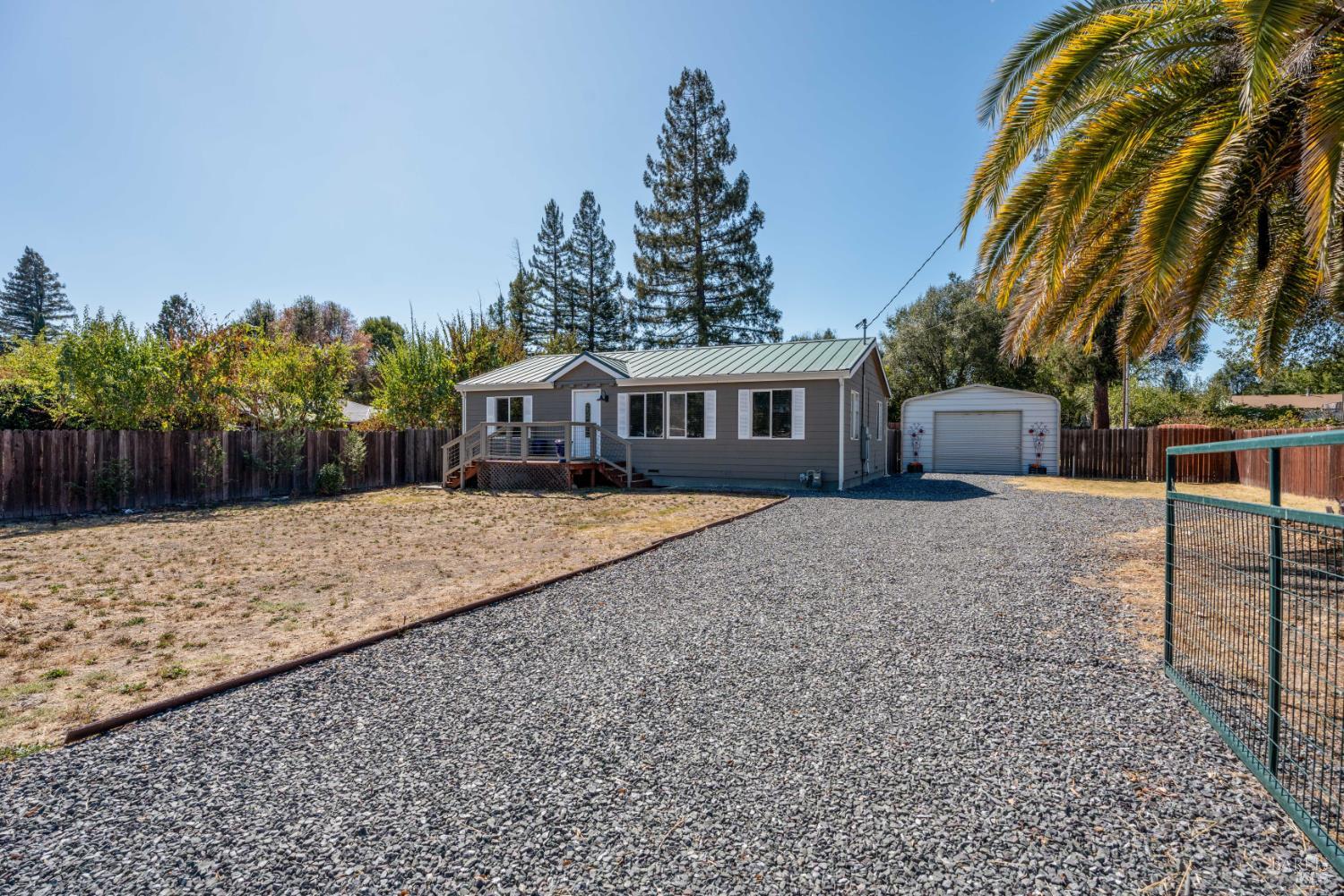 565 Milani Drive Ukiah CA 95482