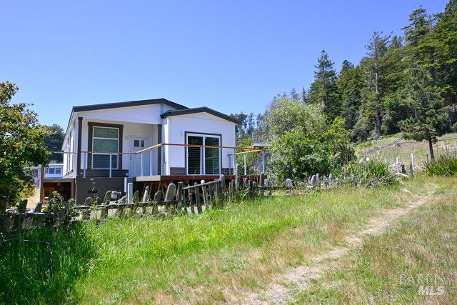 38851 S Highway 1 Gualala CA 95445