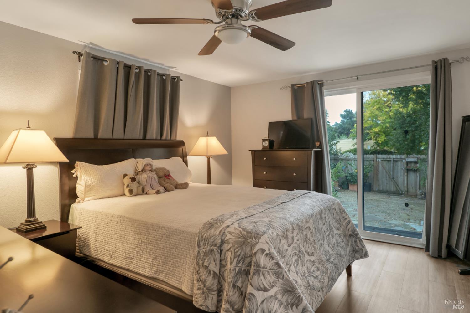 90 Vista Circle Sonoma CA 95476
