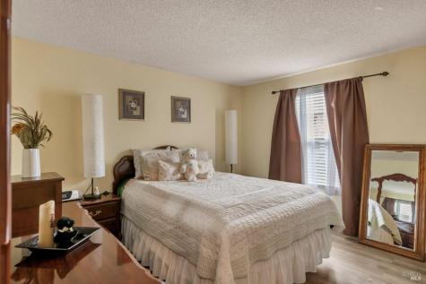 90 Vista Circle Sonoma CA 95476