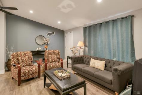 90 Vista Circle Sonoma CA 95476