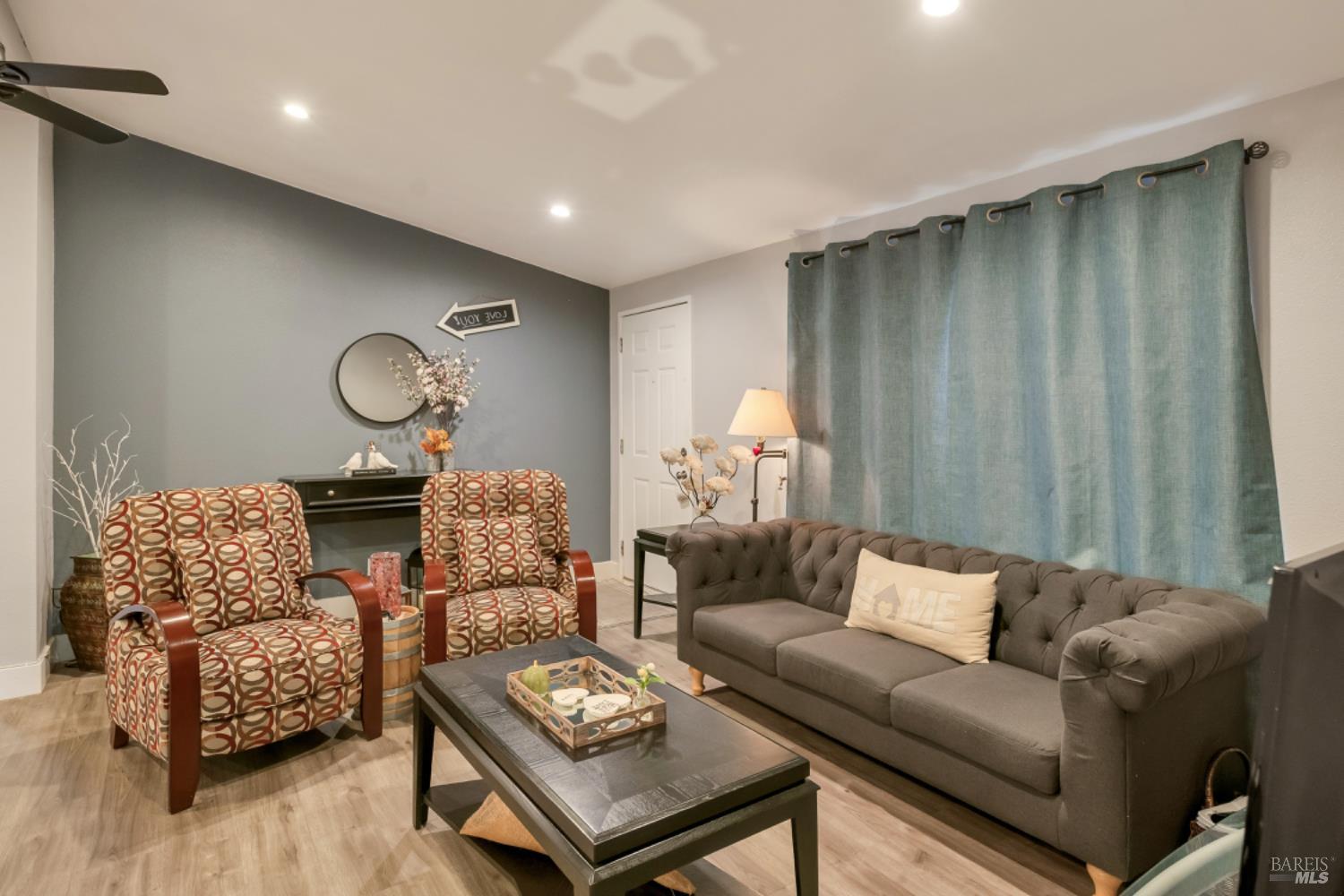 90 Vista Circle Sonoma CA 95476