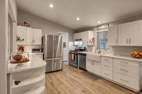 90 Vista Circle Sonoma CA 95476