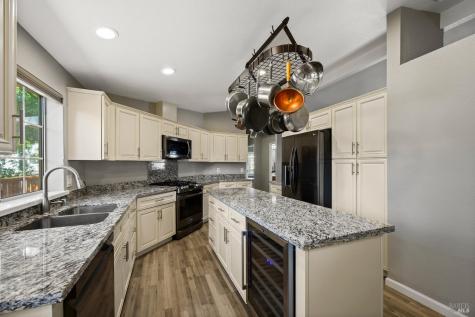 117 Shamrock Circle Santa Rosa CA 95403