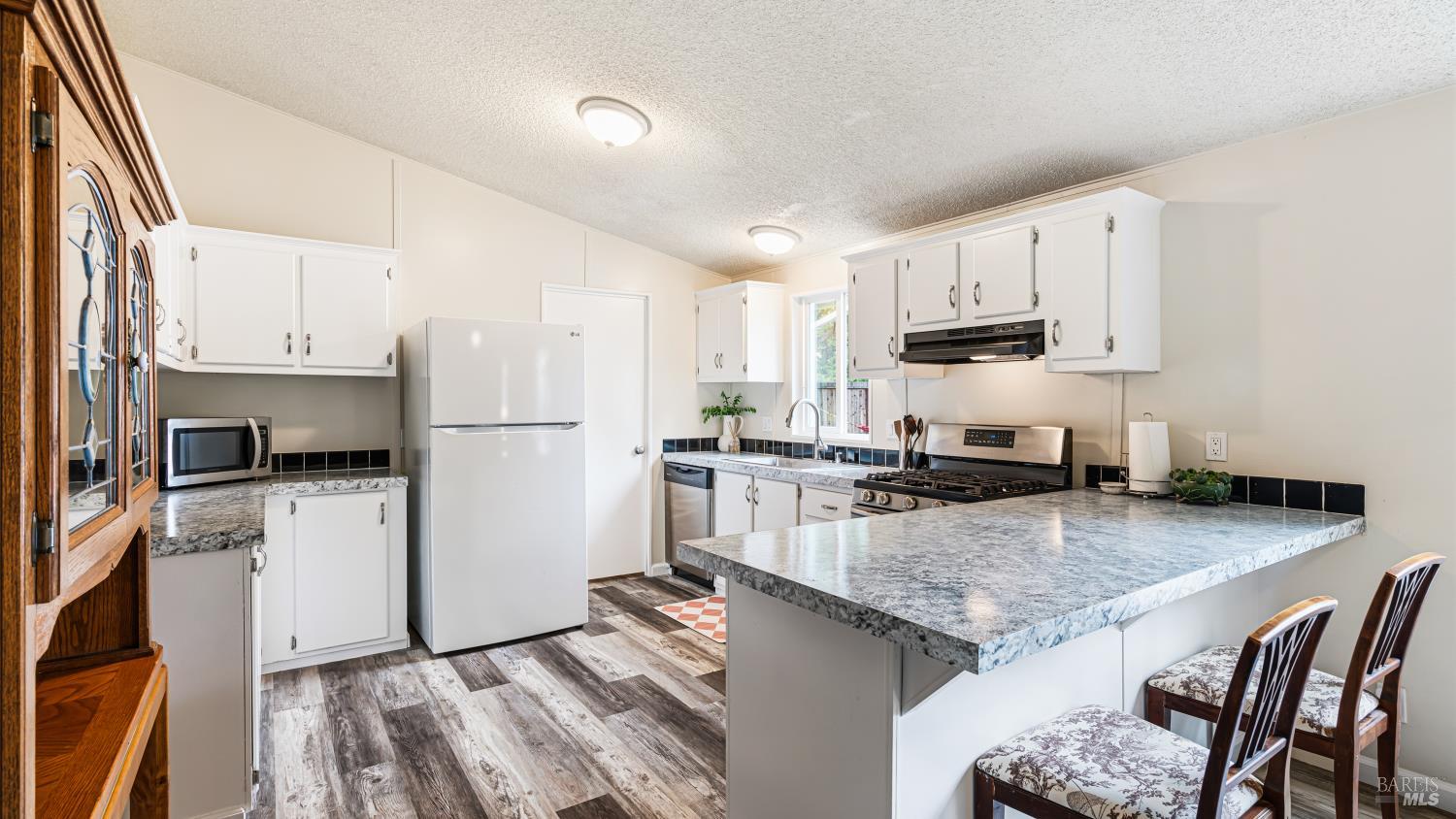 187 W Rancho Verde Circle Rohnert Park CA 94928