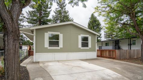 187 W Rancho Verde Circle Rohnert Park CA 94928